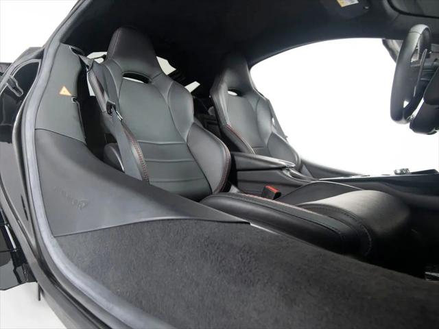 2023 McLaren GT Standard