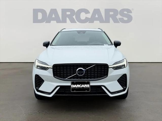 2024 Volvo XC60 Recharge T8 Ultimate Dark Theme