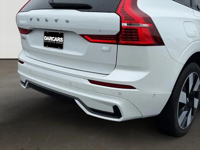 2024 Volvo XC60 Recharge T8 Ultimate Dark Theme