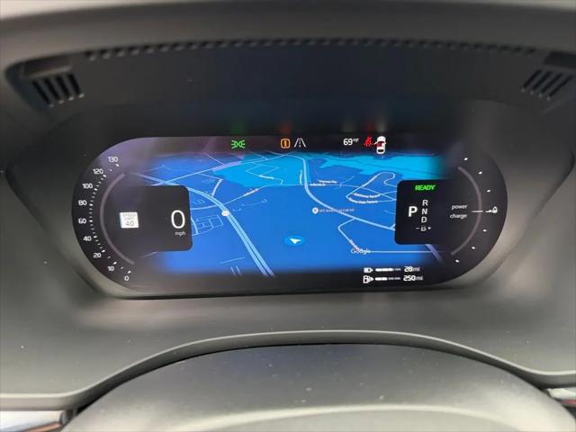 2024 Volvo XC60 Recharge T8 Ultimate Dark Theme