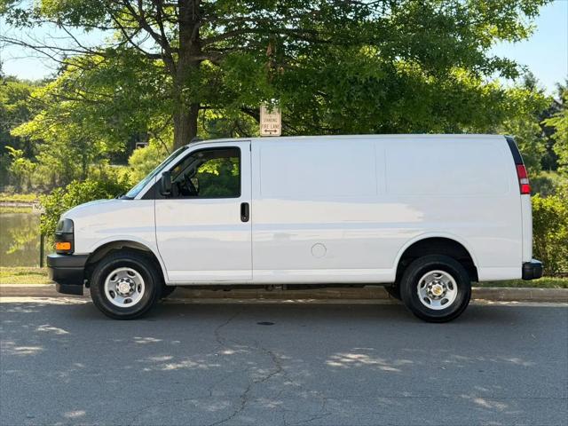 2023 Chevrolet Express Cargo Van RWD 2500 Regular Wheelbase WT