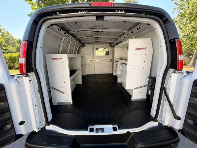 2023 Chevrolet Express Cargo Van RWD 2500 Regular Wheelbase WT