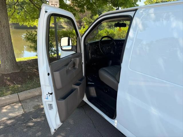 2023 Chevrolet Express Cargo Van RWD 2500 Regular Wheelbase WT