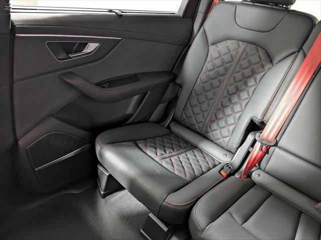 2026 Audi Q7 Prestige TFSI quattro tiptronic