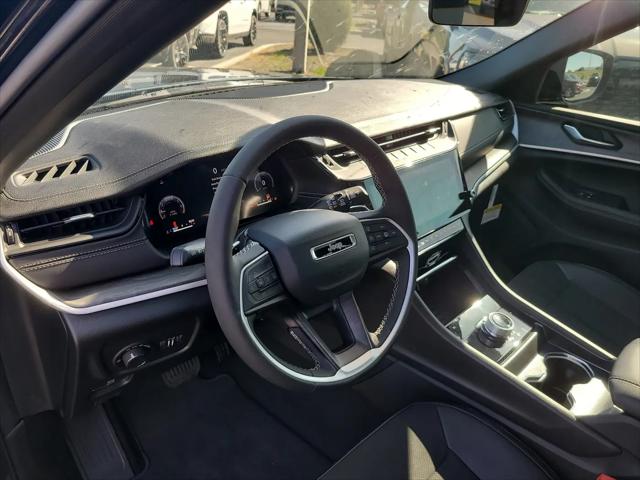 2026 Jeep Grand Cherokee L Altitude 4x2
