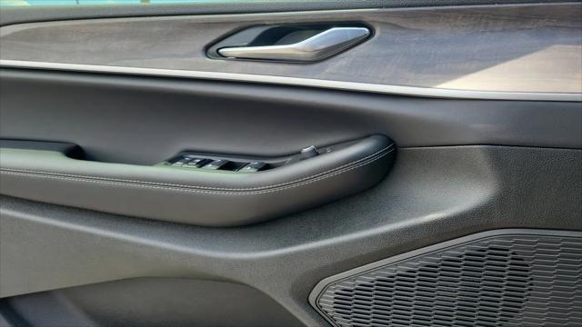 2026 Jeep Grand Cherokee L Altitude 4x2