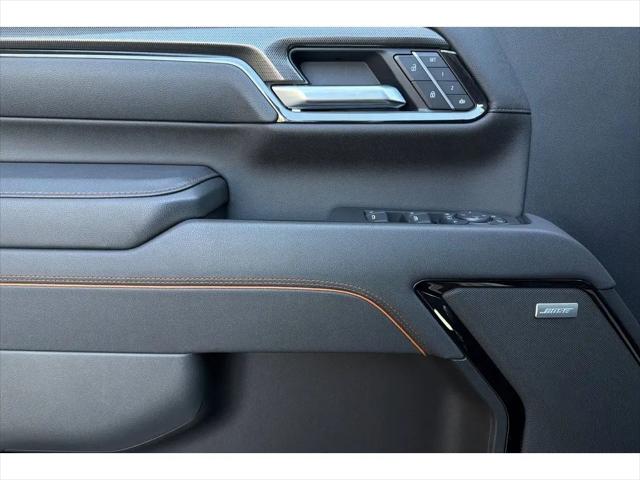 2025 GMC Sierra 2500HD 4WD Crew Cab Standard Bed AT4