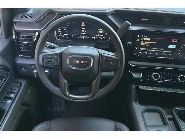 2025 GMC Sierra 2500HD 4WD Crew Cab Standard Bed AT4