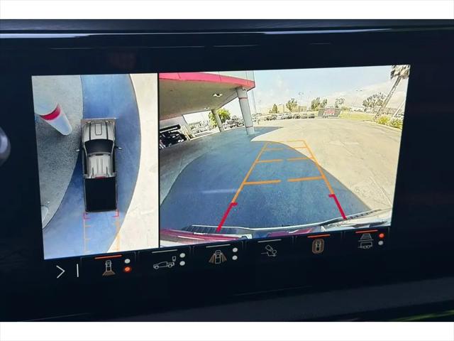 2025 GMC Sierra 2500HD 4WD Crew Cab Standard Bed AT4