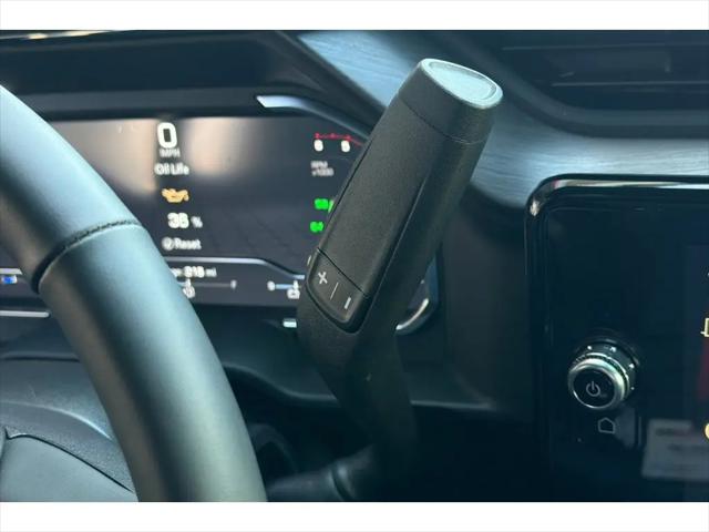 2025 GMC Sierra 2500HD 4WD Crew Cab Standard Bed AT4