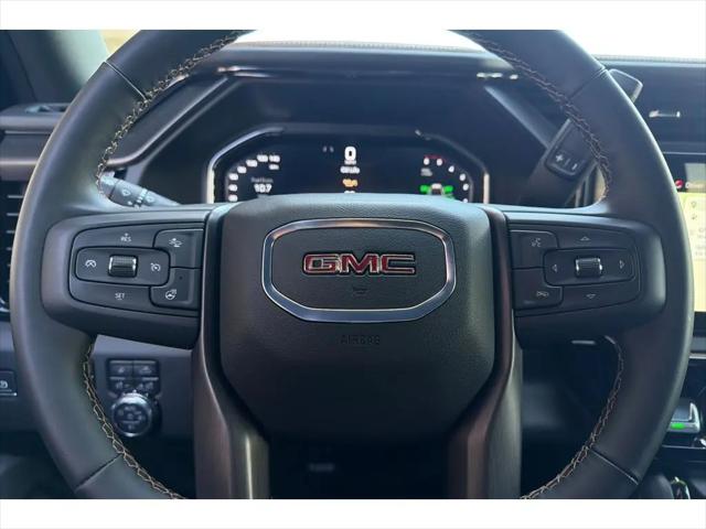 2025 GMC Sierra 2500HD 4WD Crew Cab Standard Bed AT4