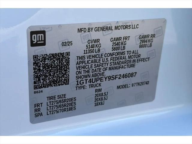 2025 GMC Sierra 2500HD 4WD Crew Cab Standard Bed AT4