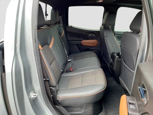 2024 GMC Canyon 4WD AT4