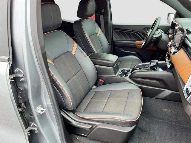 2024 GMC Canyon 4WD AT4