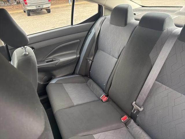 2024 Nissan Versa 1.6 SV