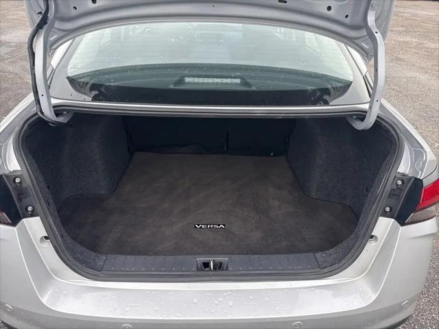 2024 Nissan Versa 1.6 SV