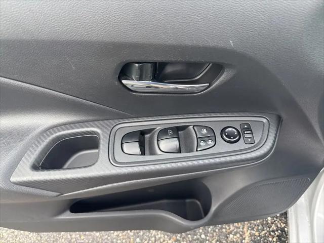 2024 Nissan Versa 1.6 SV