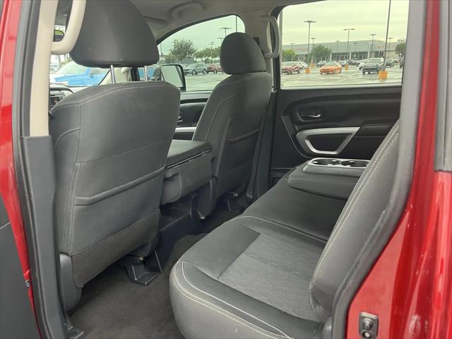 2019 Nissan Titan XD SV Gas