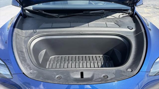 2024 Tesla Model Y Long Range Dual Motor All-Wheel Drive