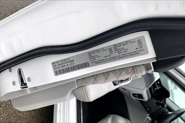 2023 Jeep Grand Cherokee L Summit 4x4