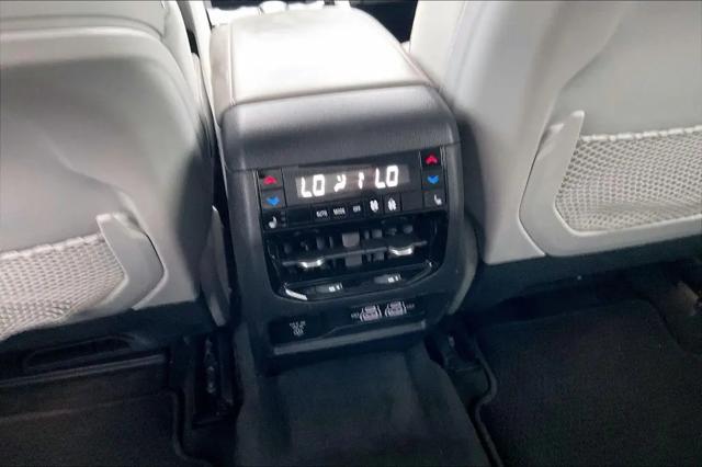 2023 Jeep Grand Cherokee L Summit 4x4