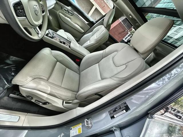 2025 Volvo XC90 Plug-In Hybrid T8 Ultra 7-Seater