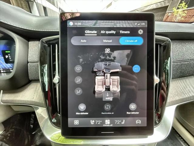 2025 Volvo XC90 Plug-In Hybrid T8 Ultra 7-Seater