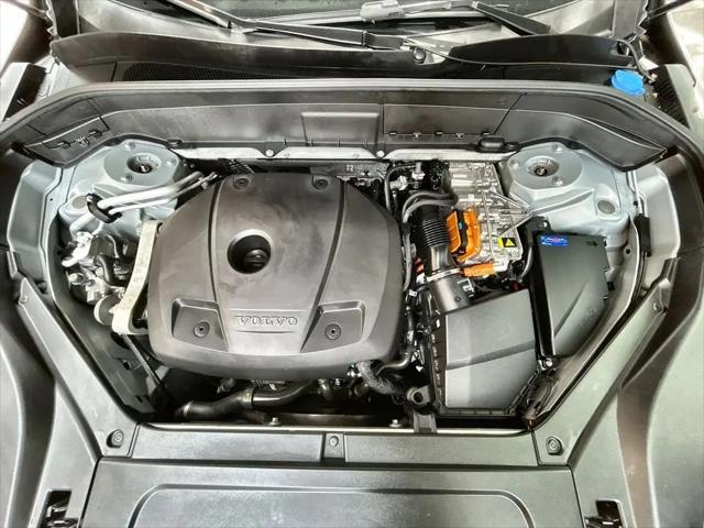 2025 Volvo XC90 Plug-In Hybrid T8 Ultra 7-Seater