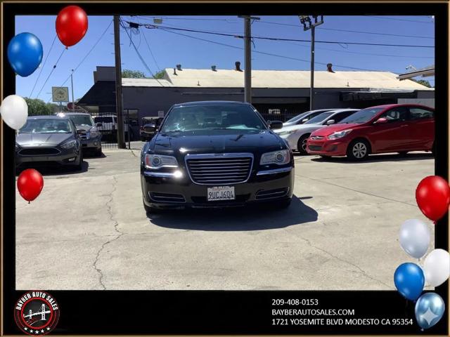 2014 Chrysler 300 Base