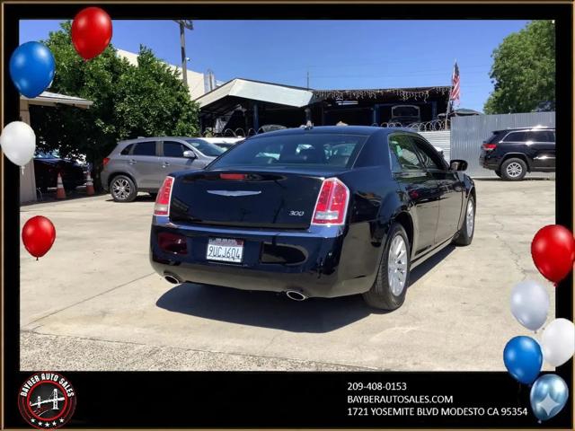 2014 Chrysler 300 Base