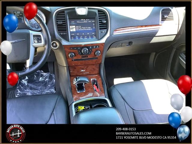 2014 Chrysler 300 Base