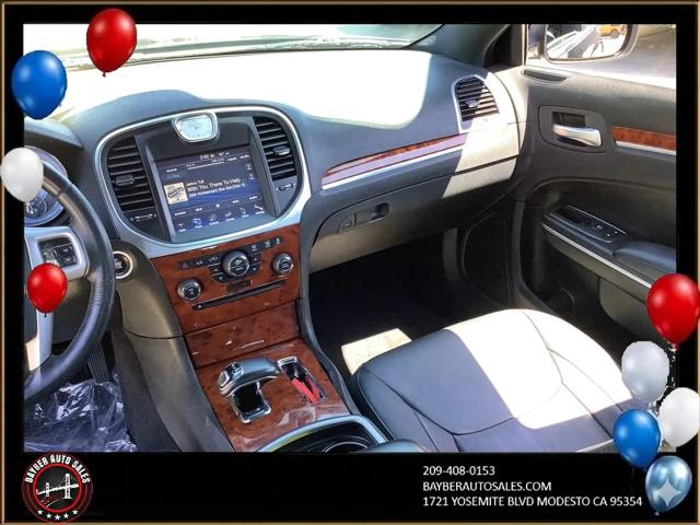 2014 Chrysler 300 Base