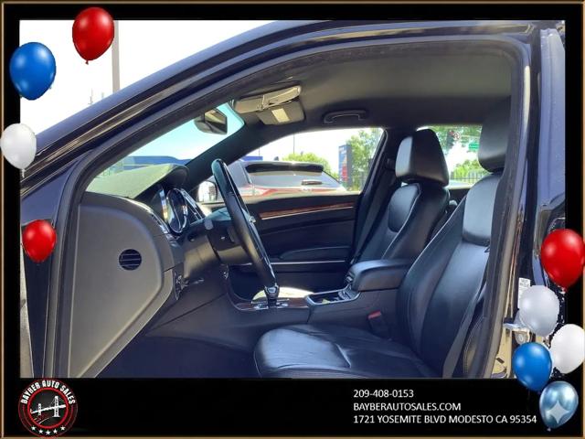 2014 Chrysler 300 Base