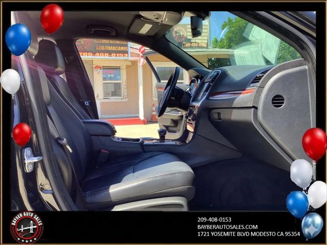 2014 Chrysler 300 Base