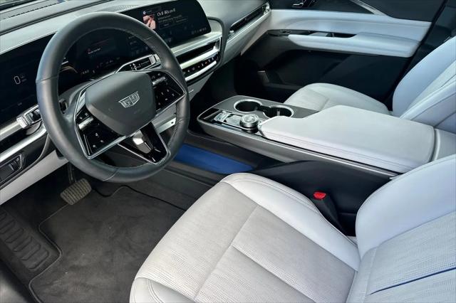 2024 Cadillac iQ Sport w/1SF