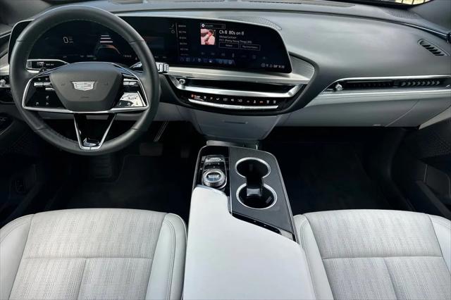 2024 Cadillac iQ Sport w/1SF