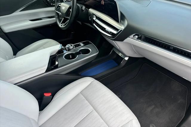 2024 Cadillac iQ Sport w/1SF