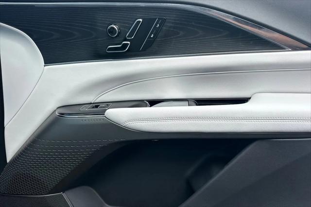 2024 Cadillac iQ Sport w/1SF