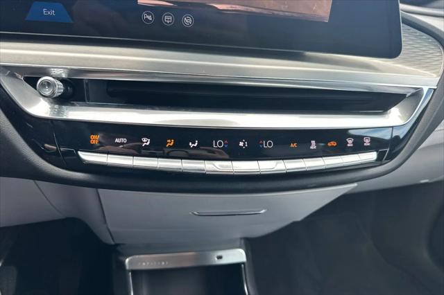 2024 Cadillac iQ Sport w/1SF