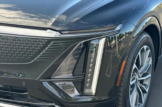 2024 Cadillac iQ Sport w/1SF