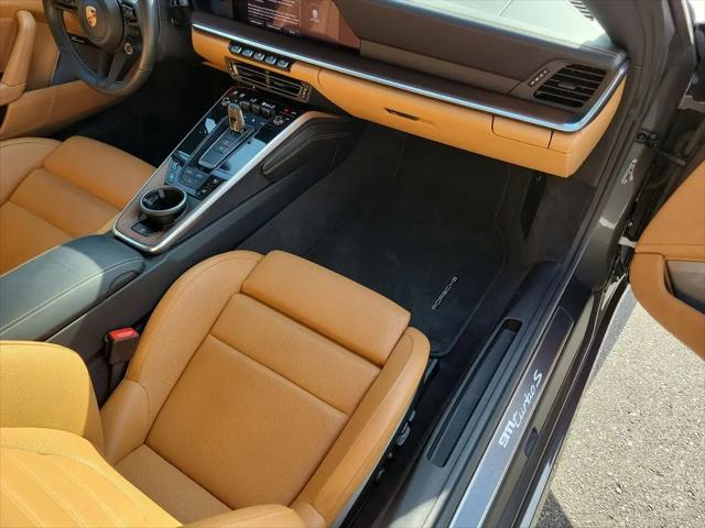 2023 Porsche 911 Turbo Cabriolet