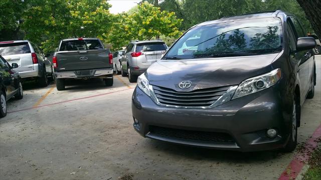 2012 Toyota Sienna XLE 7 Passenger