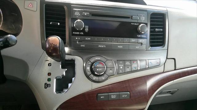 2012 Toyota Sienna XLE 7 Passenger