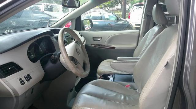 2012 Toyota Sienna XLE 7 Passenger