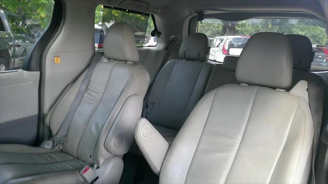 2012 Toyota Sienna XLE 7 Passenger
