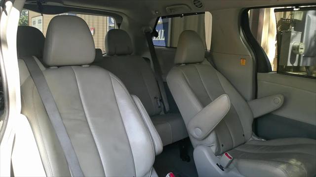 2012 Toyota Sienna XLE 7 Passenger