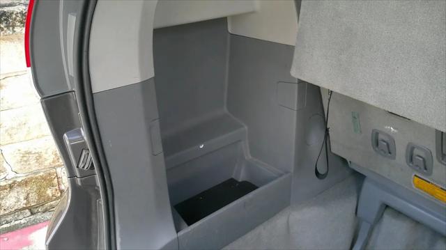 2012 Toyota Sienna XLE 7 Passenger