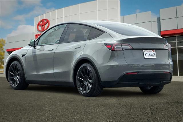 2021 Tesla Model Y Long Range Dual Motor All-Wheel Drive