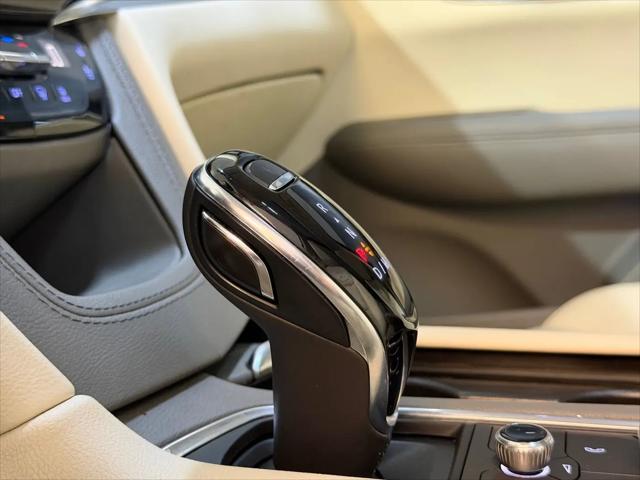 2022 Cadillac XT6 FWD Premium Luxury