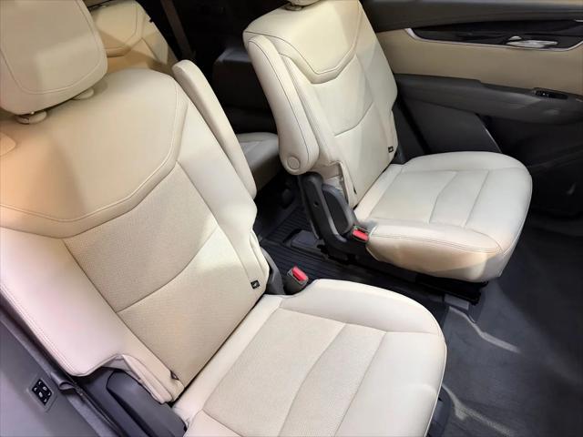 2022 Cadillac XT6 FWD Premium Luxury
